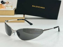 Picture of Balenciga Sunglasses _SKUfw55708270fw